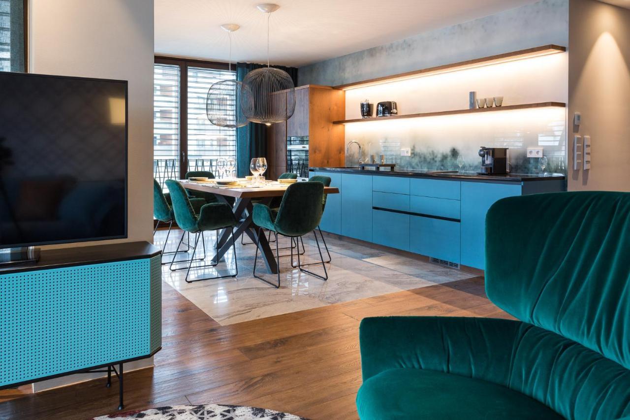 Anton Dolomites Hideaway Apartment Brunico Bagian luar foto