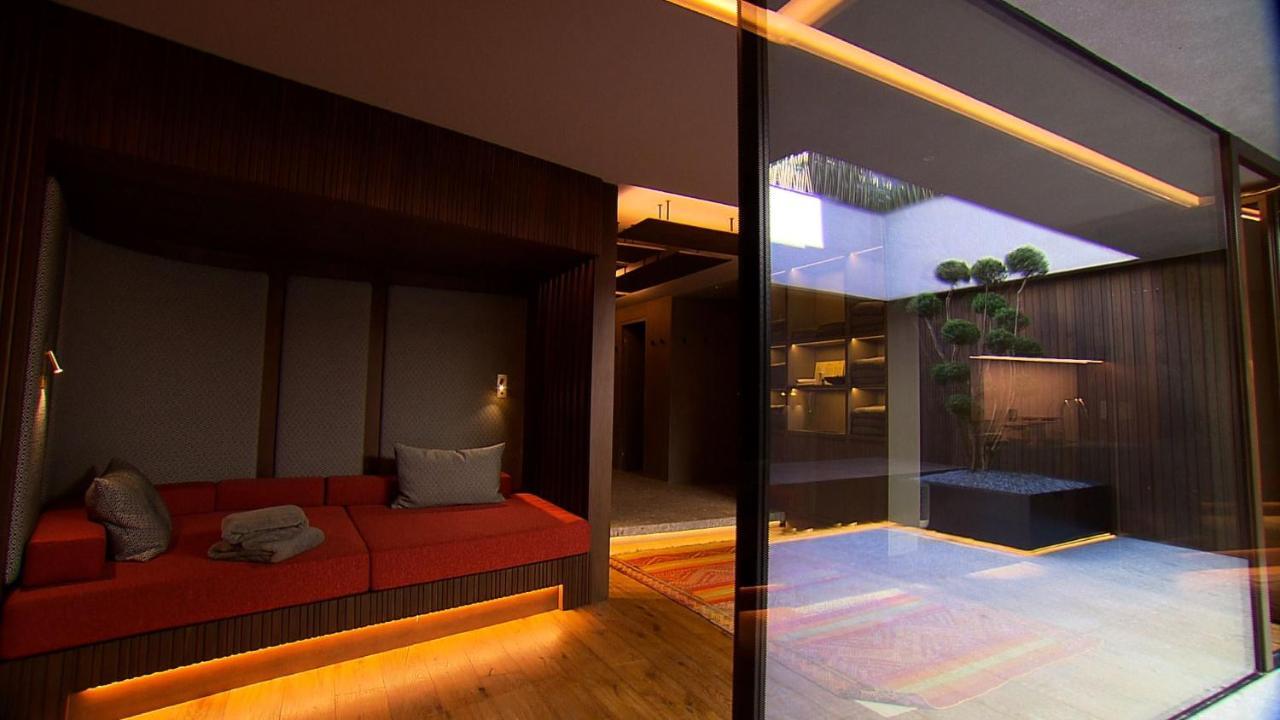 Anton Dolomites Hideaway Apartment Brunico Bagian luar foto