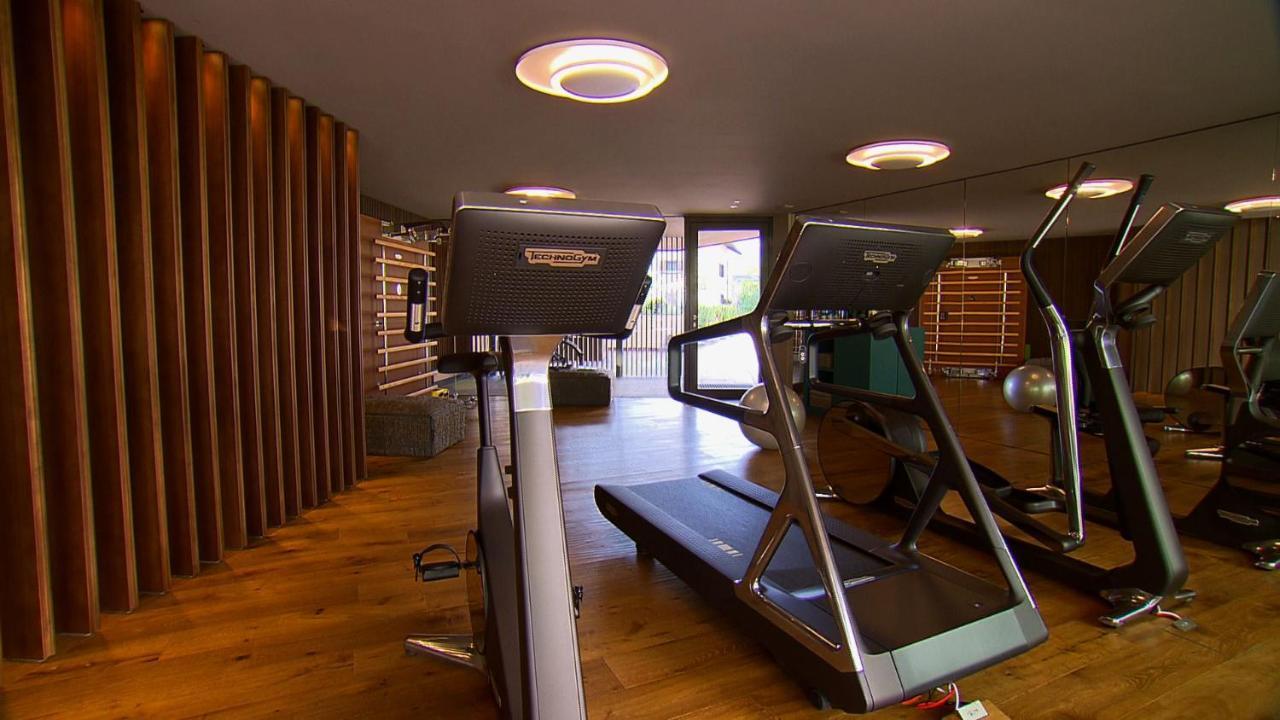 Anton Dolomites Hideaway Apartment Brunico Bagian luar foto